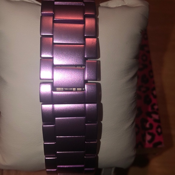 Betsey Johnson Watch - Picture 4 of 5